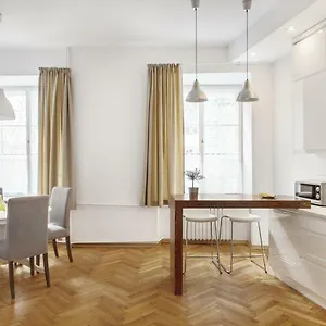 Bednarska Old Town Apartment Warsaw